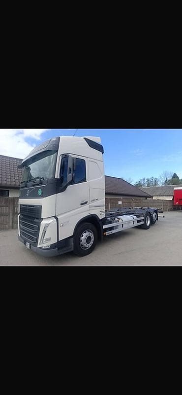 Грузовик, Volvo, Стандарт at lalafo.kg Грузовик, Volvo, Стандарт