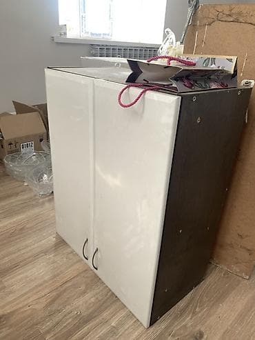 бронированные двери бишкек: Кухонный гарнитур, Б/у, цвет - Белый, ДСП — 2