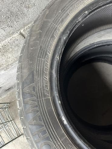 галовка 1 8: Yokohama S35. 3 штуки Цена за штуку 3000 сом - Размер: 225/60 R18 - — 2