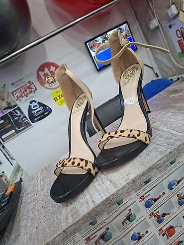 cosmo bella: Женские босоножки Vince Camuto на высоком каблуке. - Модель: открытые — 2