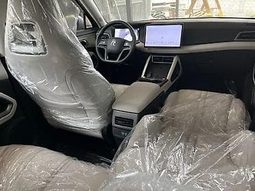 bid e5: BYD Yuan Up: 2025 г., Электромобиль, Кроссовер — 6