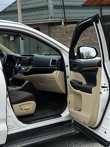 большие шины: Toyota Highlander: 2016 г., 3.5 л, Автомат, Бензин, Кроссовер — 5