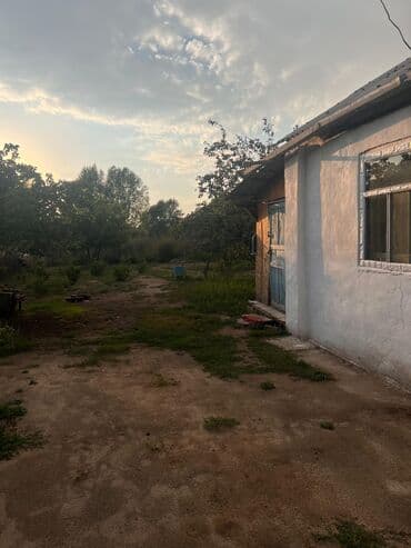 сколько стоят дома в бишкеке: Дача, 52 м², 2 комнаты, Собственник, Старый ремонт — 2