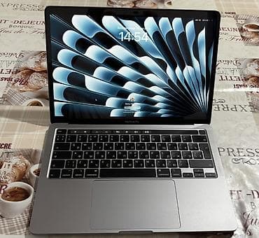 iphone 9 pro: Apple MacBook Pro 13" - Дисплей Retina с True Tone, тонкие — 2