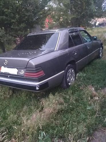 Продажа авто: Mercedes-Benz W124: 1990 г., 2 л, Механика, Бензин, Седан — 6