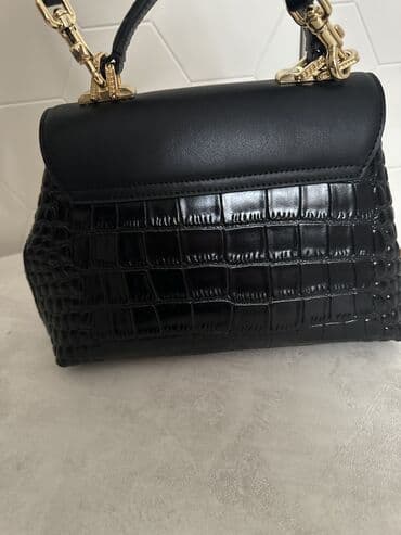 сумка miu miu: Продаю красивую сумочку, в хорошем качестве и отличном состоянии — 2