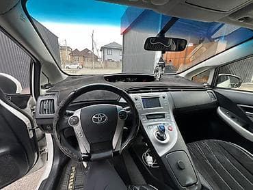 Toyota: Toyota Prius: 2012 г., Гибрид, Лифтбек — 9
