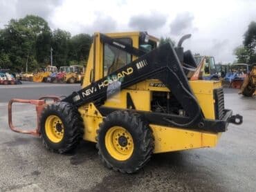 трейлер дом на колесах: Погрузчик, Ford, Колесный, Фронтальный — 4