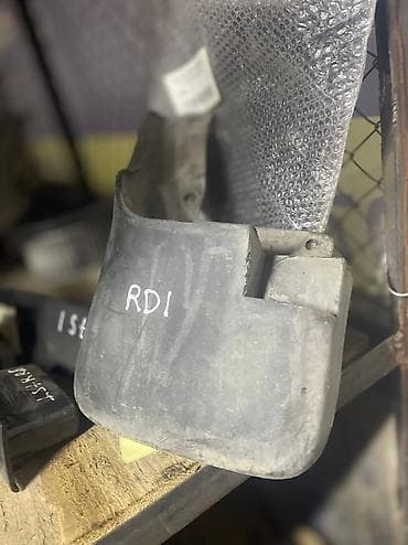 HONDA CR-V (RD1) Брызговик - Задний, правый Привозной, оригинал — 2