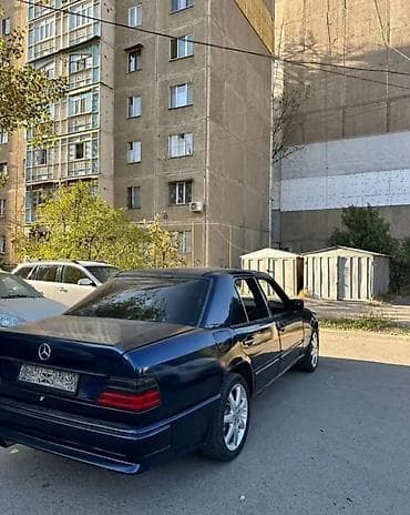 Унаа: Mercedes-Benz W124: 1988 г., Кол менен иштөөчү, Седан — 1
