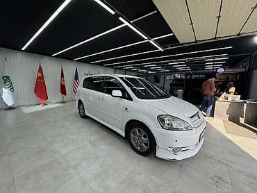 bmw e12: Toyota Ipsum: 2002 г., 2.4 л, Автомат, Бензин, Минивэн — 1