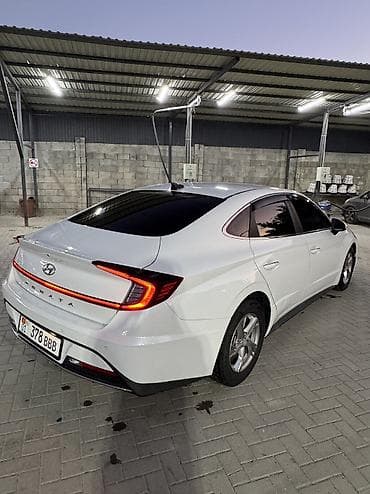 без вложении: Hyundai Sonata: 2019 г., 2 л, Автомат, Бензин, Седан — 5