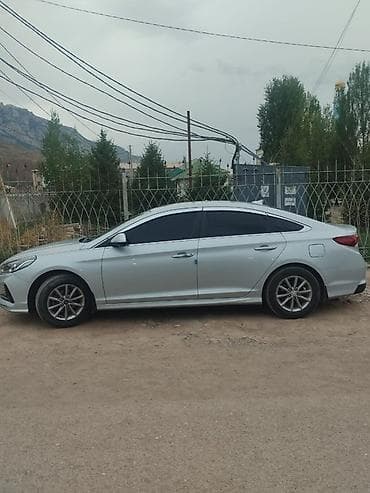 Hyundai Sonata: 2018 г., Автомат, Седан — 1
