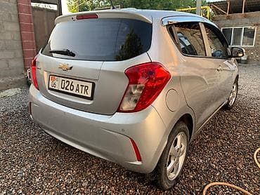 сама мойка: Chevrolet Spark: 2020 г., 1 л, Механика, Бензин, Хэтчбэк — 5