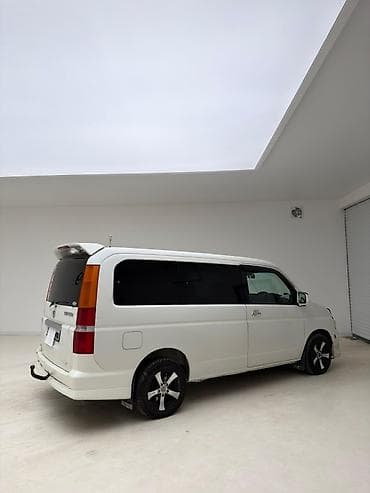 прием резины: Honda Stepwgn: 2002 г., 2 л, Автомат, Бензин, Минивэн — 5