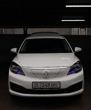 arrizo 8: Dongfeng : 2022 г., Автомат, Электромобиль, Седан — 8