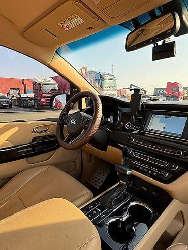 Kia Carnival: 2020 г., 2.2 л, Автомат, Бензин, Вэн/Минивэн — 9