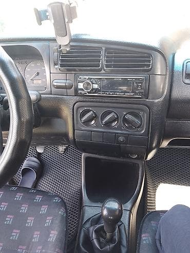 tiger auto: Volkswagen Golf: 1992 г., 1.8 л, Механика, Бензин, Хэтчбэк — 7