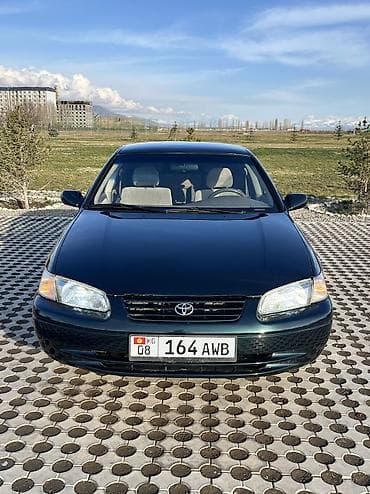 rav 4 2016: Toyota Camry: 1999 г., 2.2 л, Автомат, Газ, Седан — 1