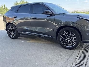 Транспорт: Changan Uni-Z: 2025 г., 1.5 л, Робот, Бензин, Кроссовер — 1