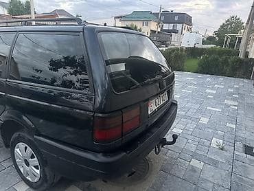нужен ремонт: Volkswagen Passat: 1993 г., 1.8 л, Механика, Бензин, Универсал — 5