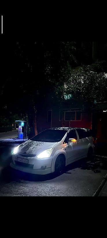 Toyota WISH: 2003 г., Универсал — 3