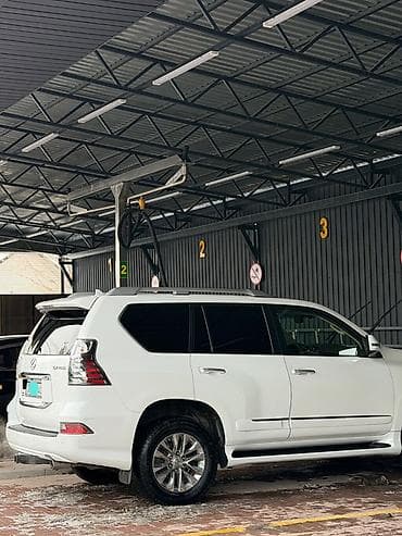 570: Lexus GX: 2016 г., 4.6 л, Автомат, Бензин, Внедорожник — 5