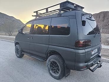 клиренса: Mitsubishi Delica: 1995 г., 2.8 л, Автомат, Дизель, Минивэн — 7