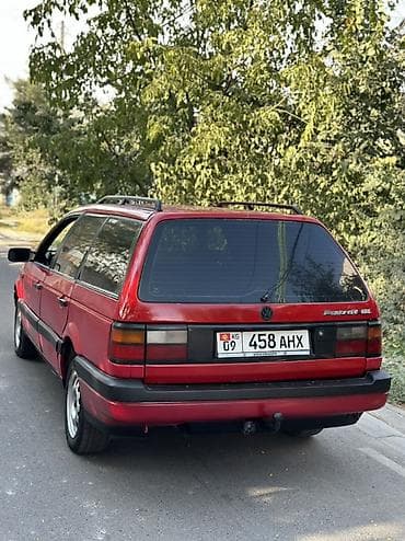 помпа в машине: Volkswagen Passat Variant: 1991 г., 1.8 л, Механика, Бензин, Универсал — 5