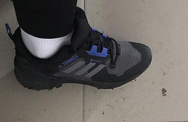 Босоножки, сандалии, шлепанцы: Мужские кроссовки, 41, Adidas, Новый, цвет - Черный, Бесплатная доставка — 2