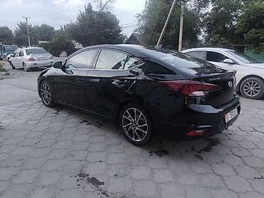 продаю вито: Hyundai Elantra: 2019 г., 2 л, Автомат, Бензин, Седан — 2