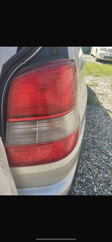 задний стопы: Задний правый стоп-сигнал Mazda 1998 г. — 1