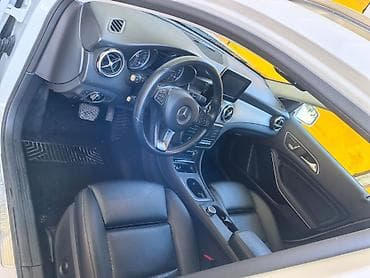 глушител bmw: Mercedes-Benz GLA-Class: 2018 г., 2 л, Автомат, Бензин, Кроссовер — 3