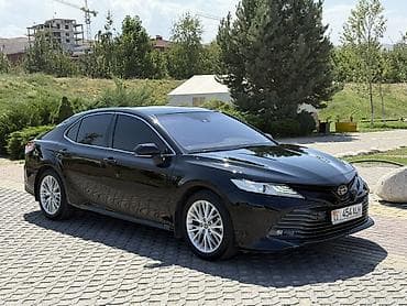 jac js6: Toyota Camry: 2019 г., 2.5 л, Автомат, Гибрид, Седан — 2