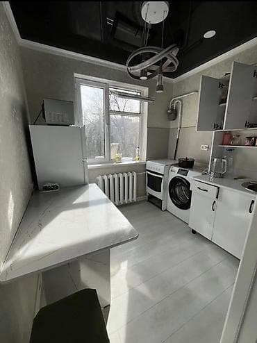 4: 1 комната, 32 м², 6 мкр 104 серия, 4 этаж, Евроремонт — 1