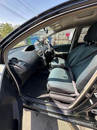 тойота ярис седан 2008: Toyota Yaris: 2006 г., 1 л, Автомат, Бензин, Хэтчбэк — 8