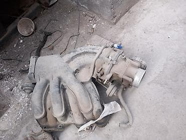 Дроссельная заслонка Toyota 2003 г., Б/у