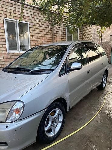 тоета авенсис универсал: Toyota Nadia: 1999 г., 2 л, Автомат, Бензин, Универсал — 4