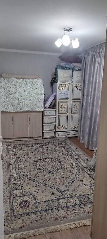Батирлер: 3 бөлмө, 58 м², 3-мкр 104-серия, 4 кабат, Эски ремонт — 4