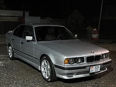 чехии: BMW 5 series: 1990 г., 2.5 л, Ручные, Бензин, Седан — 4