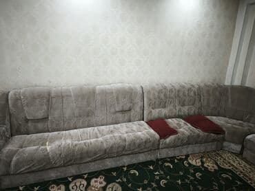 старая кровать: Двухместная кровать и уголок . отличном состояни — 4