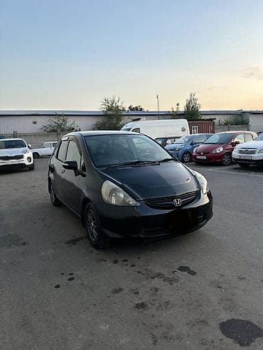 Honda Fit: 2004 г., 1.3 л, Автомат, Бензин, Хэтчбэк