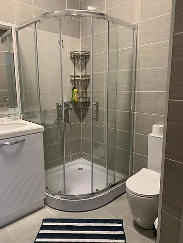 кок жар ж м: Студия, Чогуу жашоосу жок, Толугу менен эмереги бар — 4