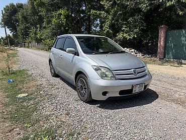 Toyota Ist: 2003 г., 1.3 л, Автомат, Бензин, Хэтчбэк — 2