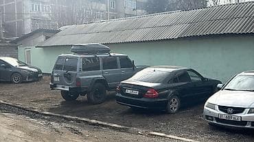 ремонт мини тракторов: Внедорожник 5‑дверный, серо‑графитовый, правый руль. Кузов — 8