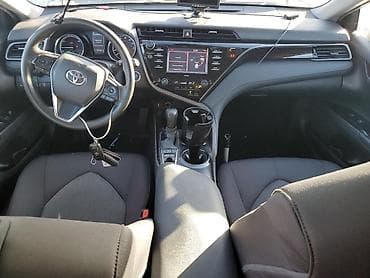 Продажа авто: Toyota Camry: 2020 г., 2.5 л, Вариатор, Гибрид, Седан — 9