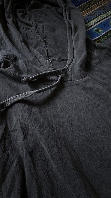 удлиненные худи: Легкая мужская/унисекс худи с капюшоном, графитового (темно‑серого) — 2