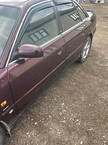 wolsvagen caddy: Audi A6: 1994 г., 2.6 л, Механика, Бензин, Седан — 5