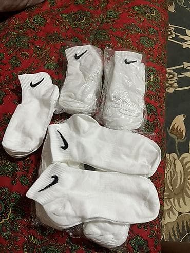 tech fleese: Белые короткие носки с логотипом Nike (чёрный Swoosh). В пачке 5 штук — 1