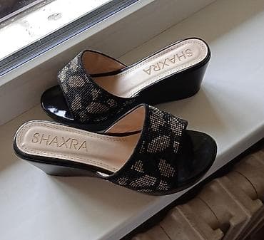 Спецодежда: Продаю‼️Размер 36. Состояние отличное. Цена 1300 сом — 1